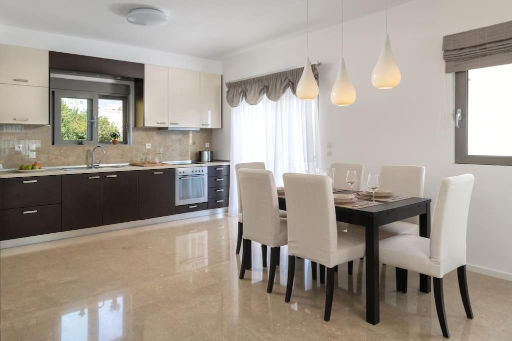 Luxurious And Modern House Near Town And Beach Asgourou Ngoại thất bức ảnh
